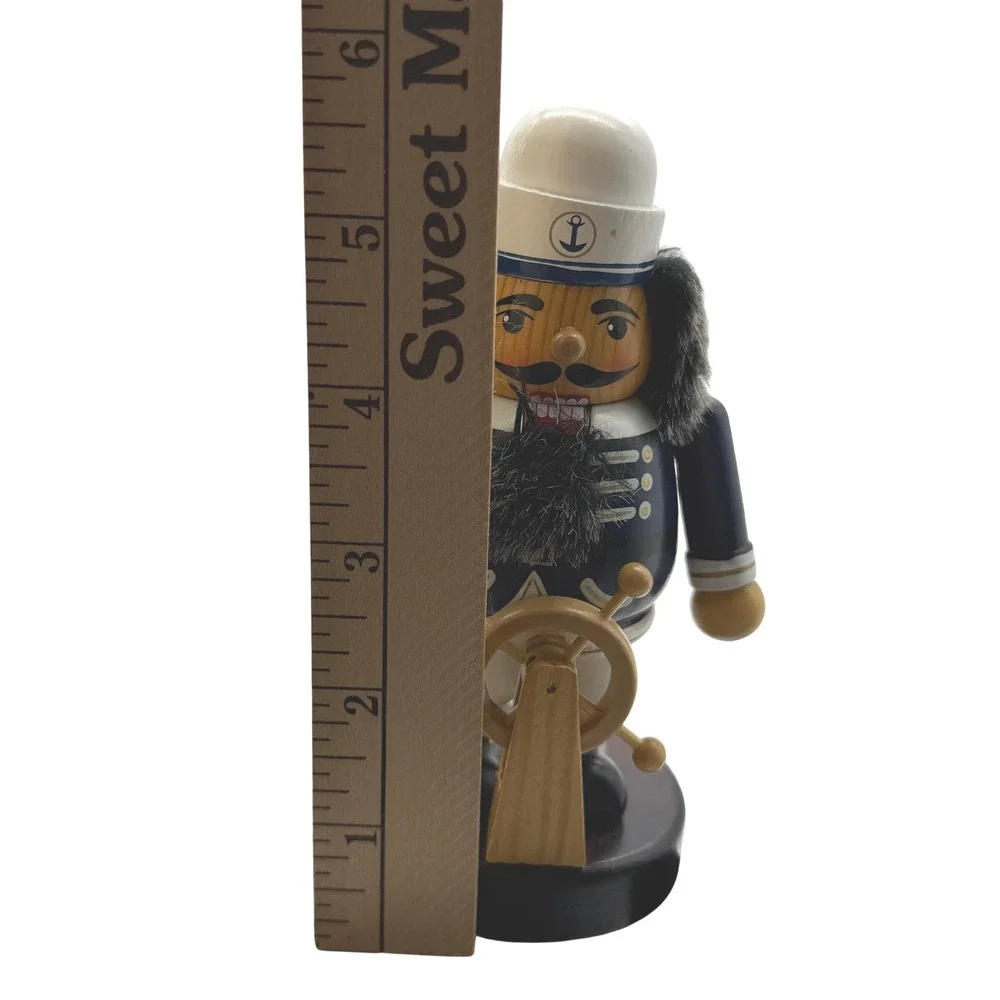 N/A wooden sailor